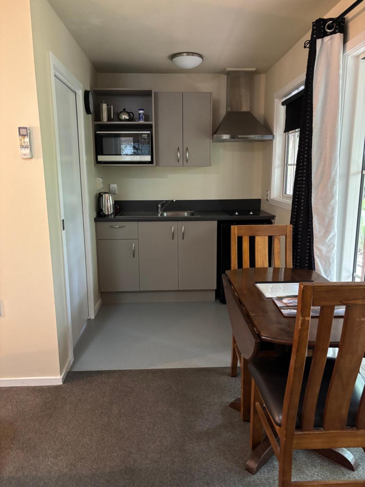 Cranford Cottages And Motel Christchurch Bagian luar foto